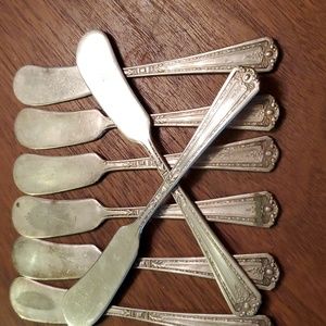 NSC E.P.N.S. Vintage Silverplate butter spreader knives